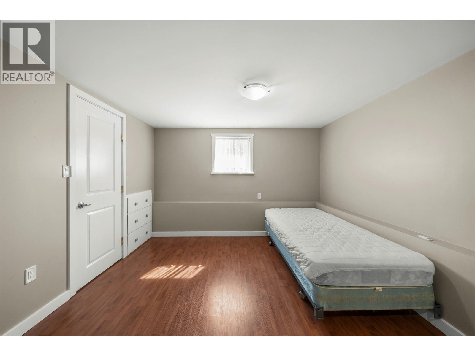 Photo 1 of 4139 Pandora Street, Burnaby BC