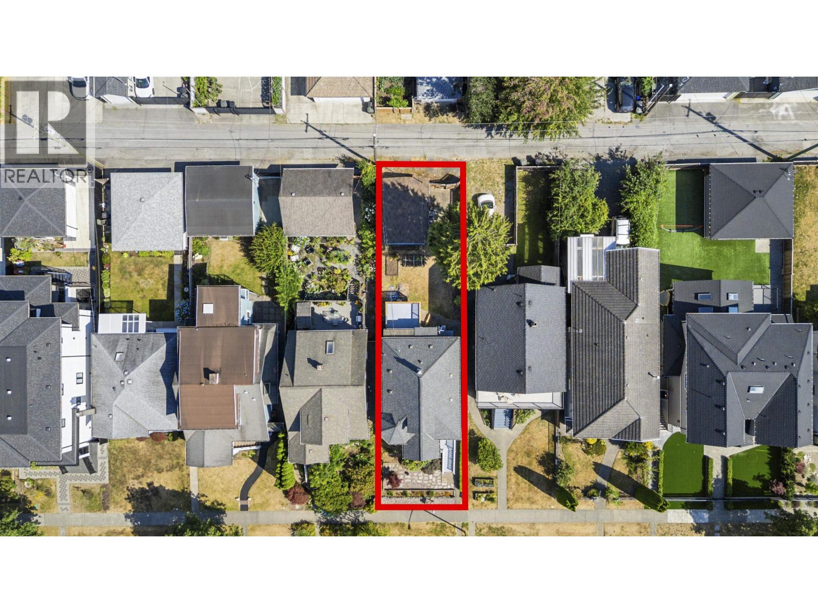 Photo 18 of 4139 Pandora Street, Burnaby BC