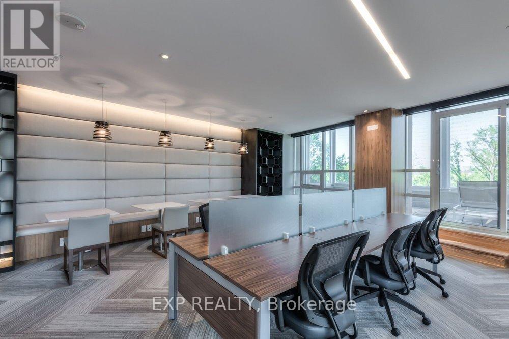 Photo 35 of 4003 36 Park Lawn Road, Toronto ON