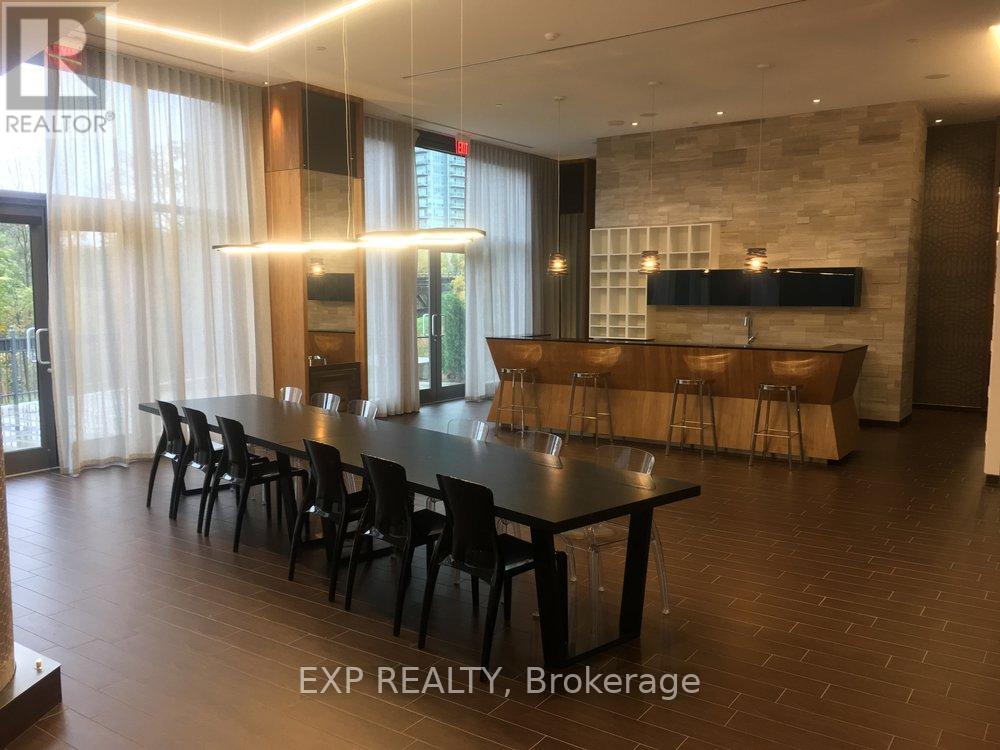 Photo 36 of 4003 36 Park Lawn Road, Toronto ON