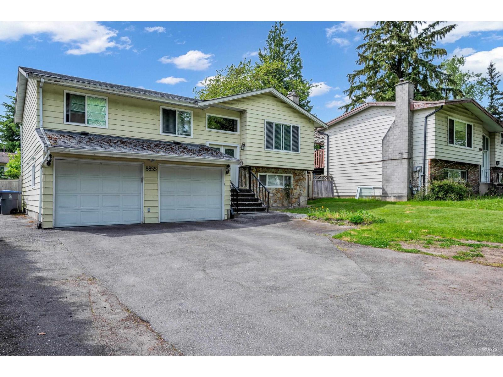Photo 3 of 8855 146 A Street, Surrey BC