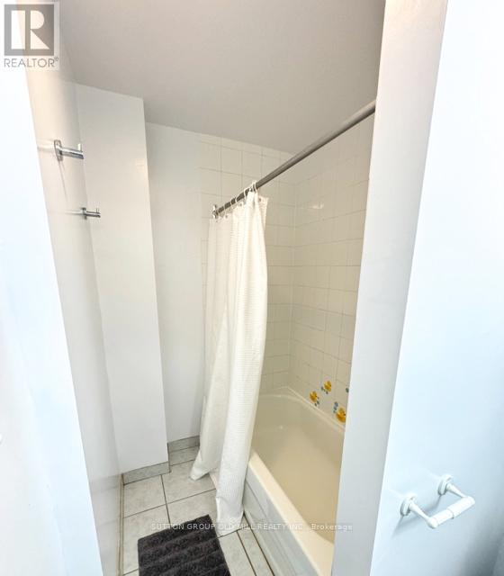 Photo 9 of 110 101 Coe Hill Drive, Toronto ON
