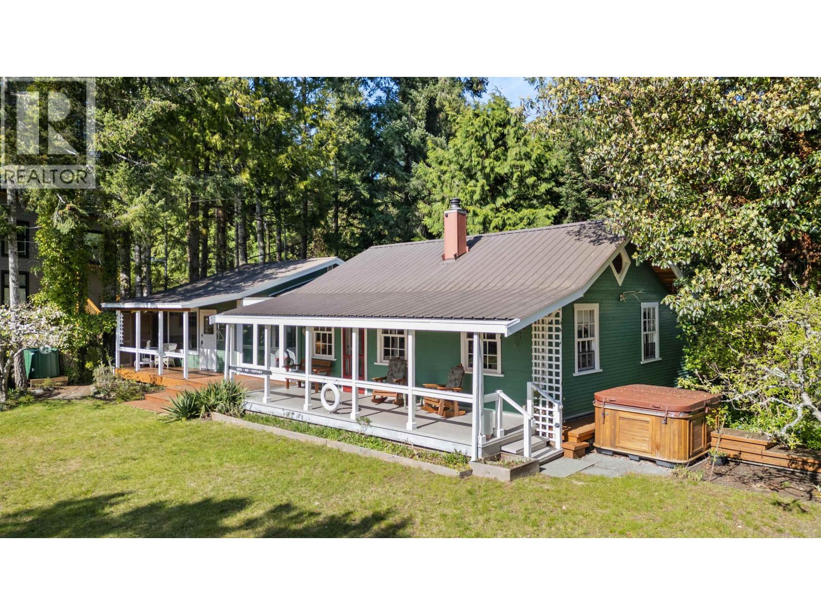 5400 SANS SOUCI ROAD, Halfmoon Bay
