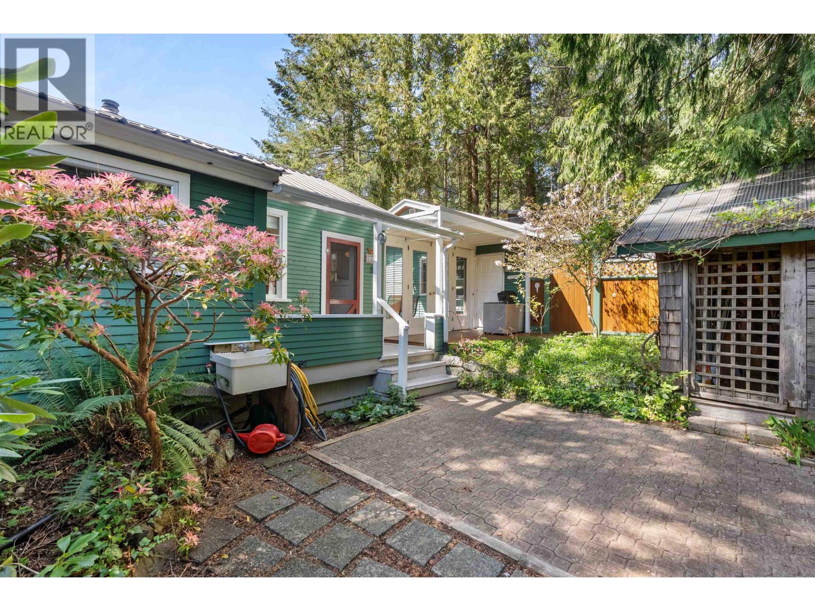 5400 SANS SOUCI ROAD, Halfmoon Bay