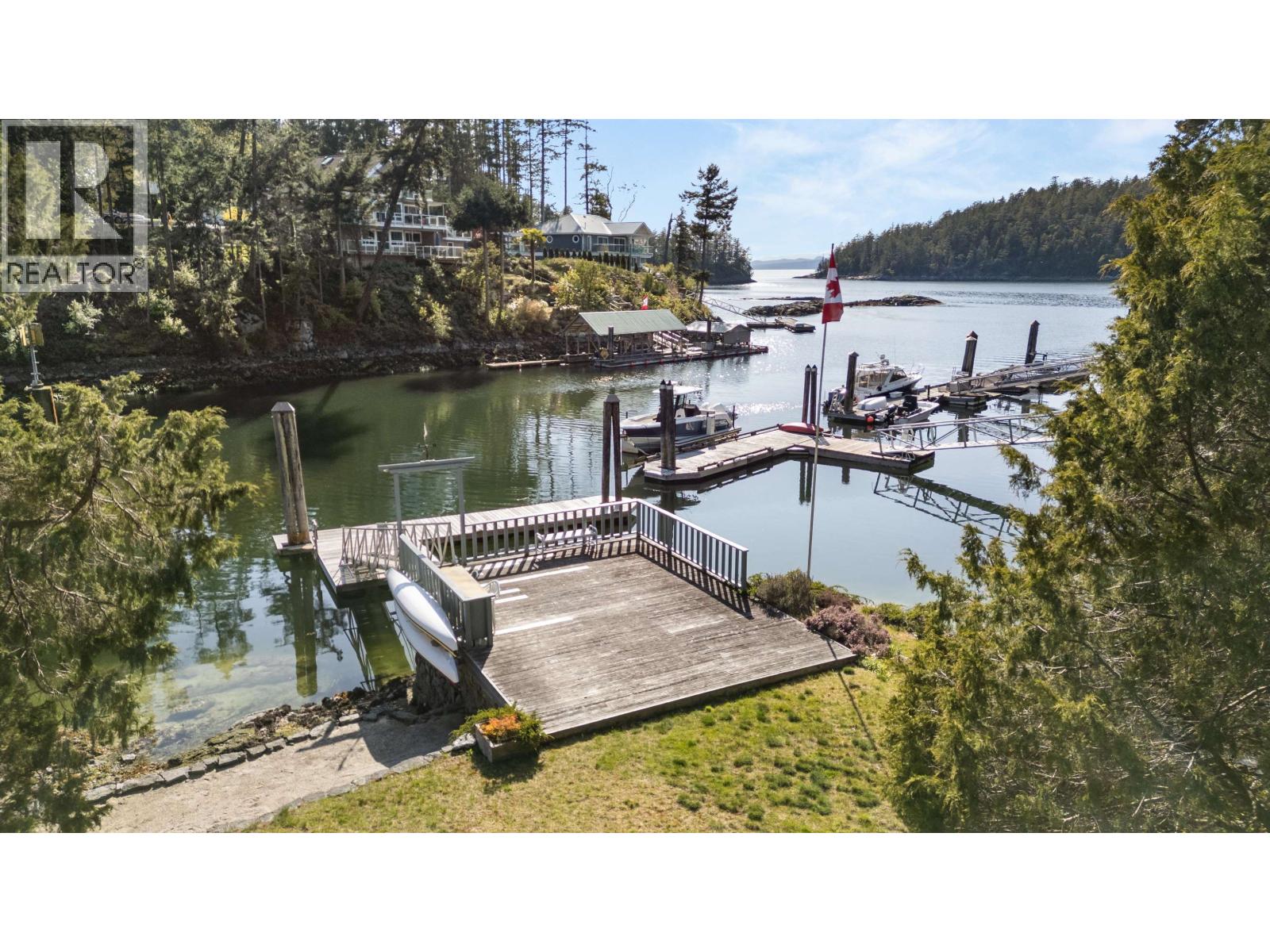 5400 SANS SOUCI ROAD, Halfmoon Bay