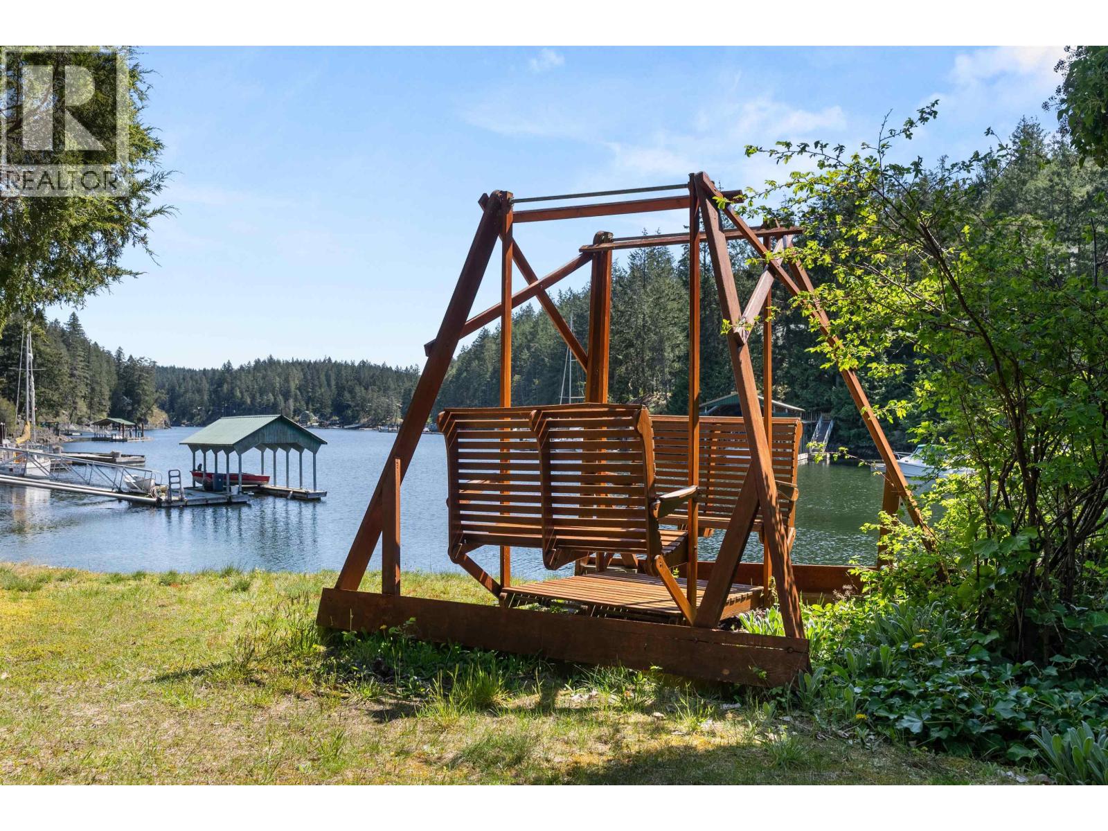 5400 SANS SOUCI ROAD, Halfmoon Bay