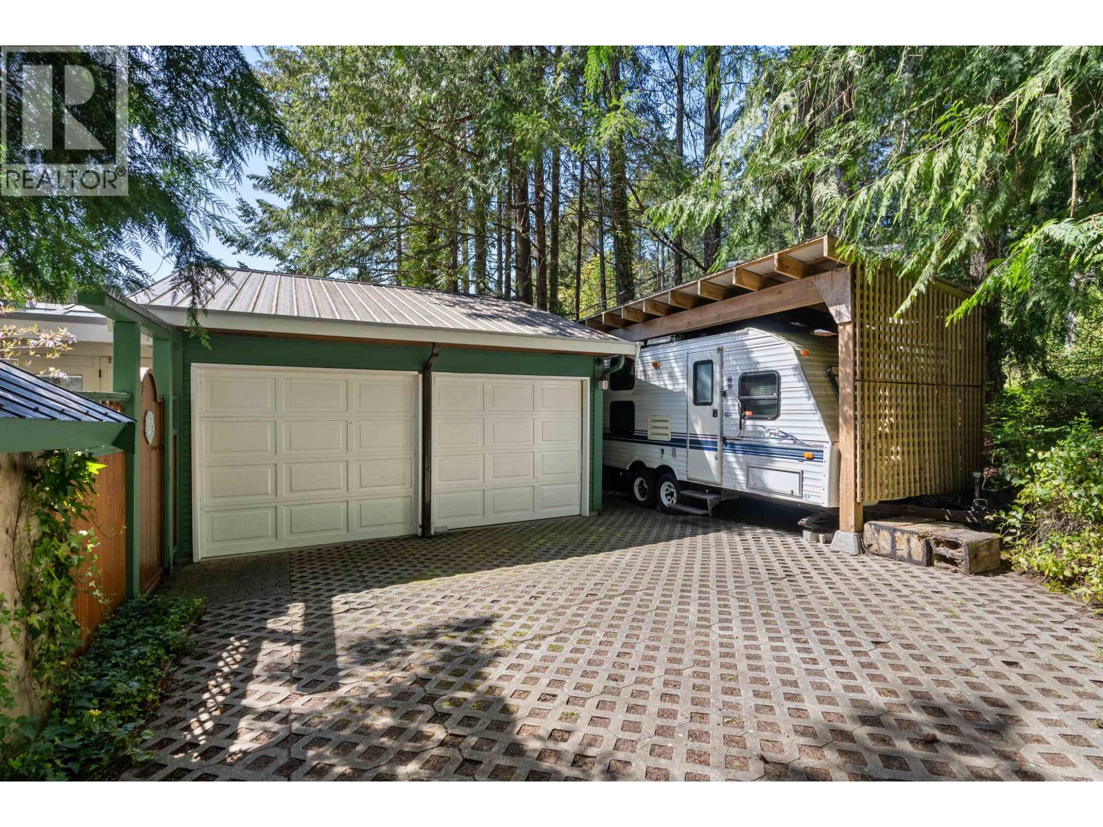 5400 SANS SOUCI ROAD, Halfmoon Bay