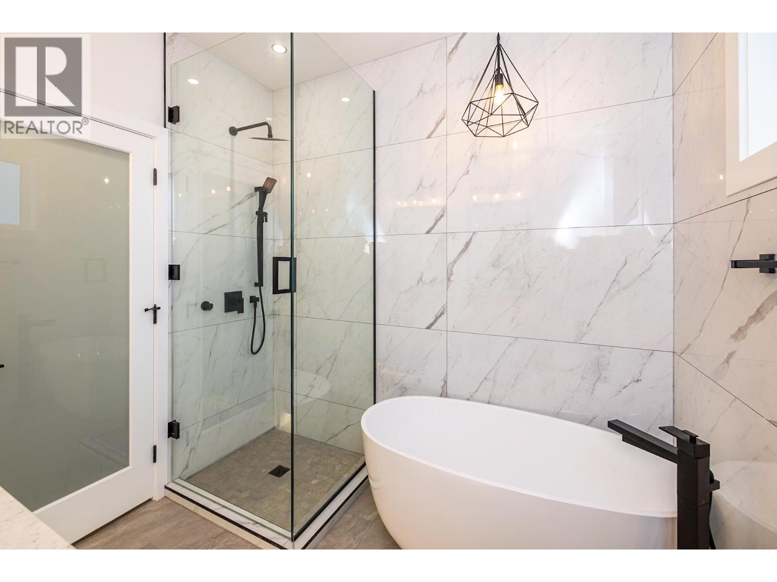 2671 CHANCELLOR BOULEVARD - 26