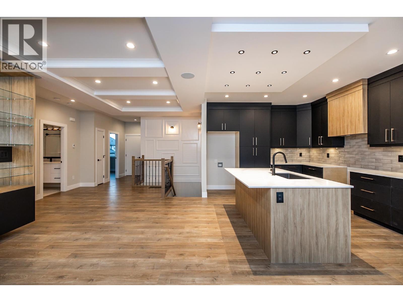Photo 5 of 2671 Chancellor Boulevard, Prince George BC
