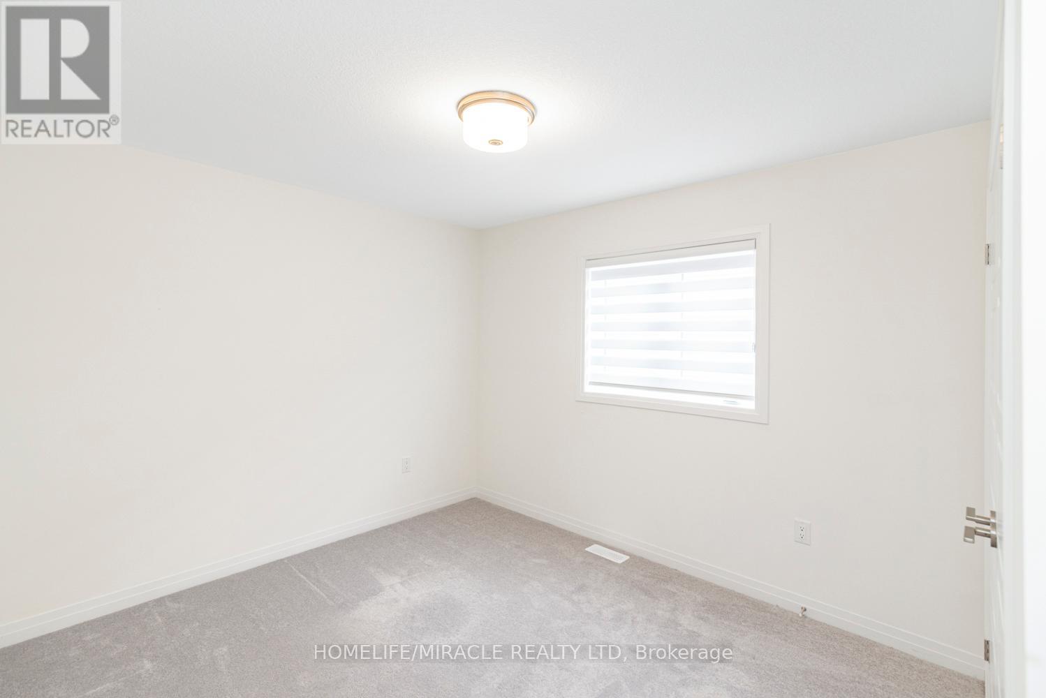 Photo 22 of 10 Ingalls Avenue, Brantford ON