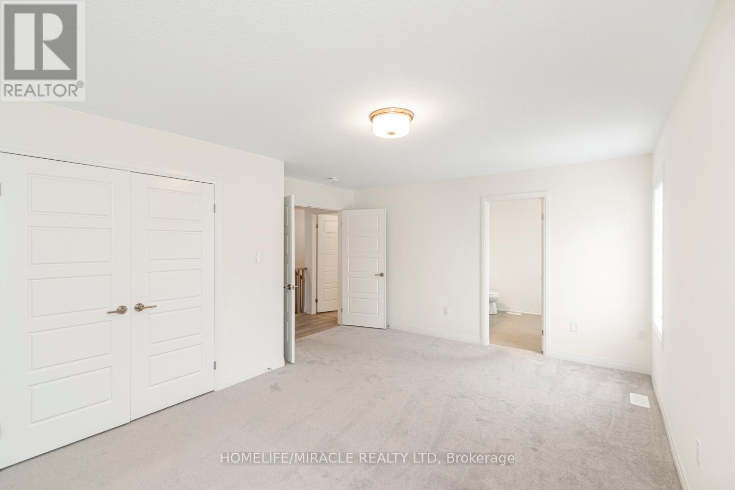 Photo 7 of 10 Ingalls Avenue, Brantford ON