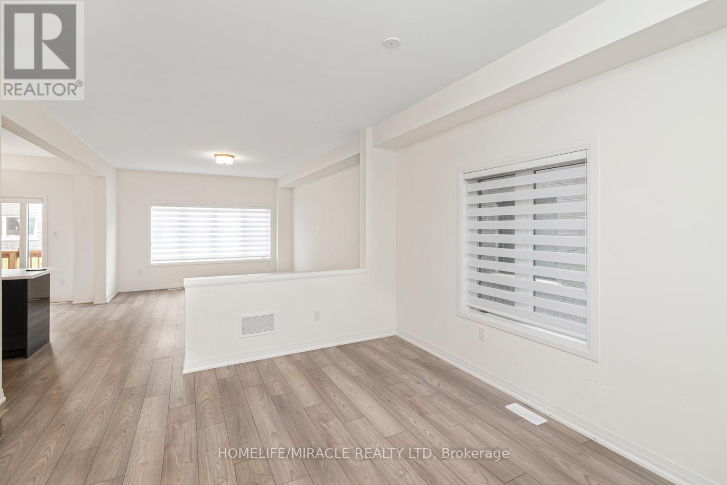 Photo 15 of 10 Ingalls Avenue, Brantford ON