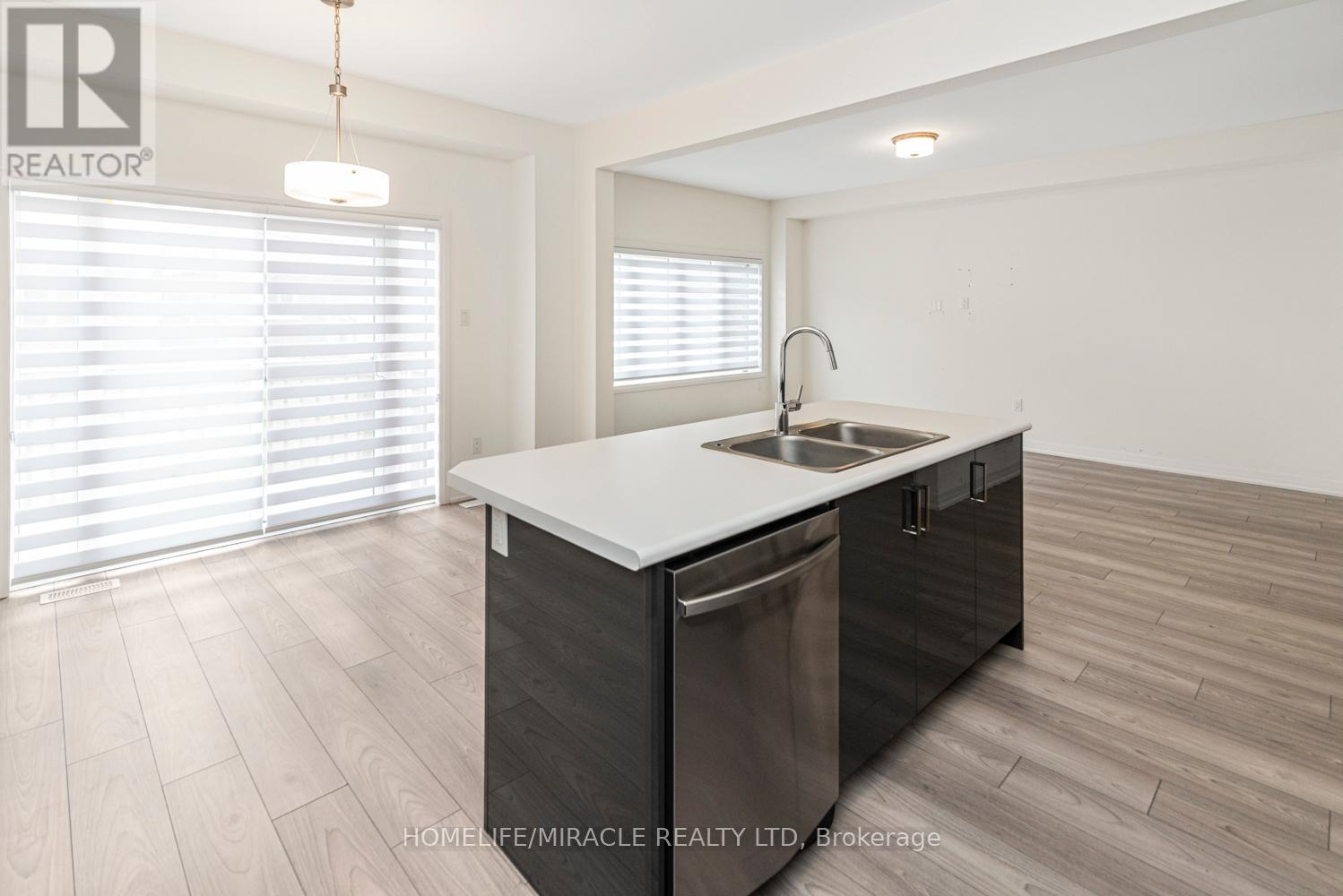 Photo 19 of 10 Ingalls Avenue, Brantford ON