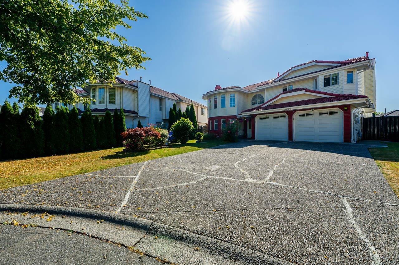 Photo 37 of 8879 141 B Street, Surrey BC