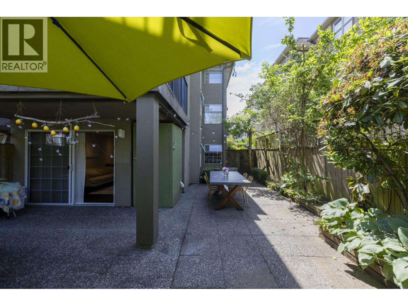 Photo 11 of 104 925 W 15th Avenue, Vancouver BC