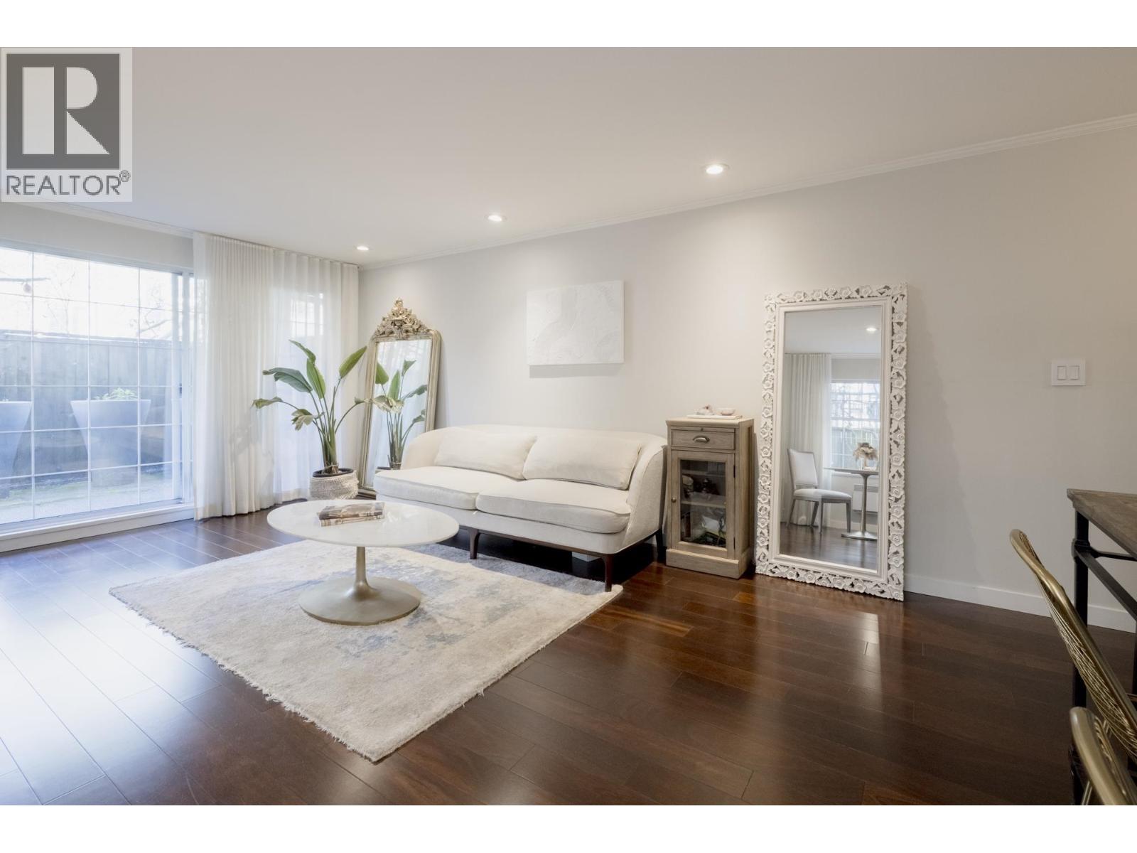Photo 24 of 104 925 W 15th Avenue, Vancouver BC