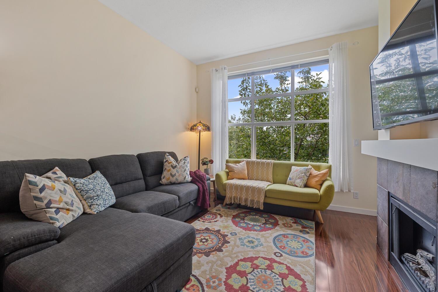 Photo 13 of 309 14885 105 Avenue, Surrey BC