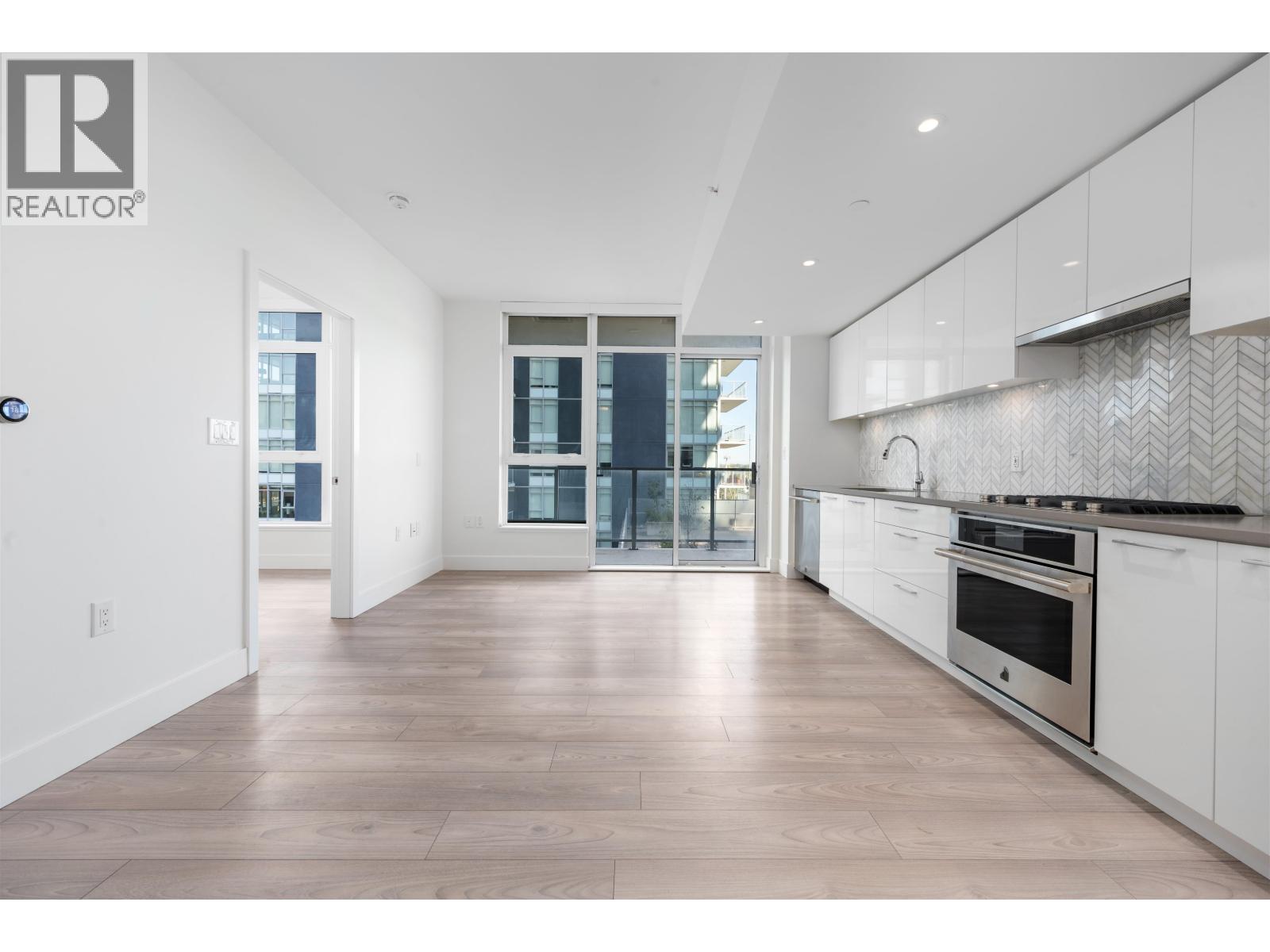 Photo 2 of 601 8570 Rivergrass Drive, Vancouver BC