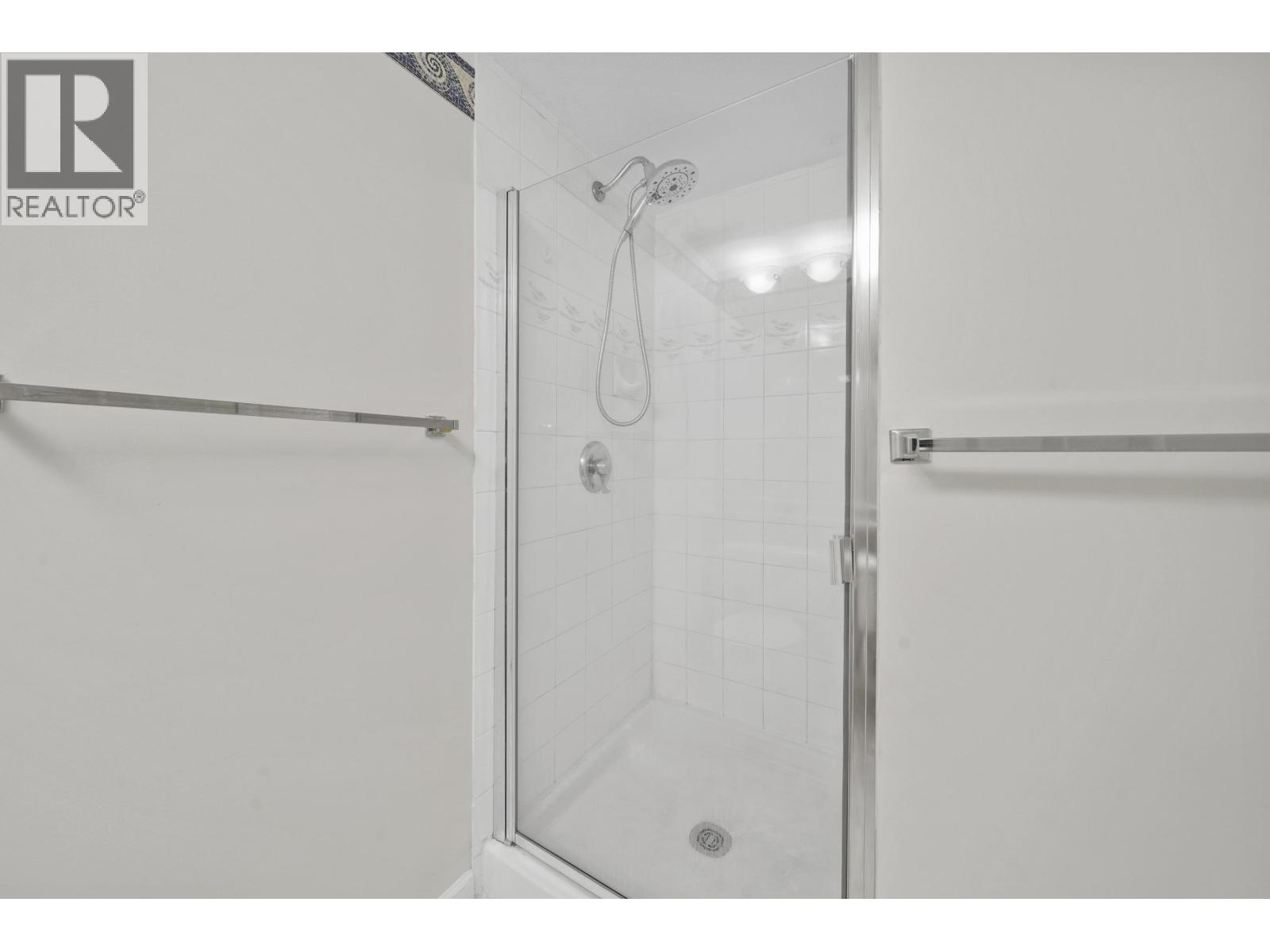 Photo 13 of 301 2678 Dixon Street, Port Coquitlam BC