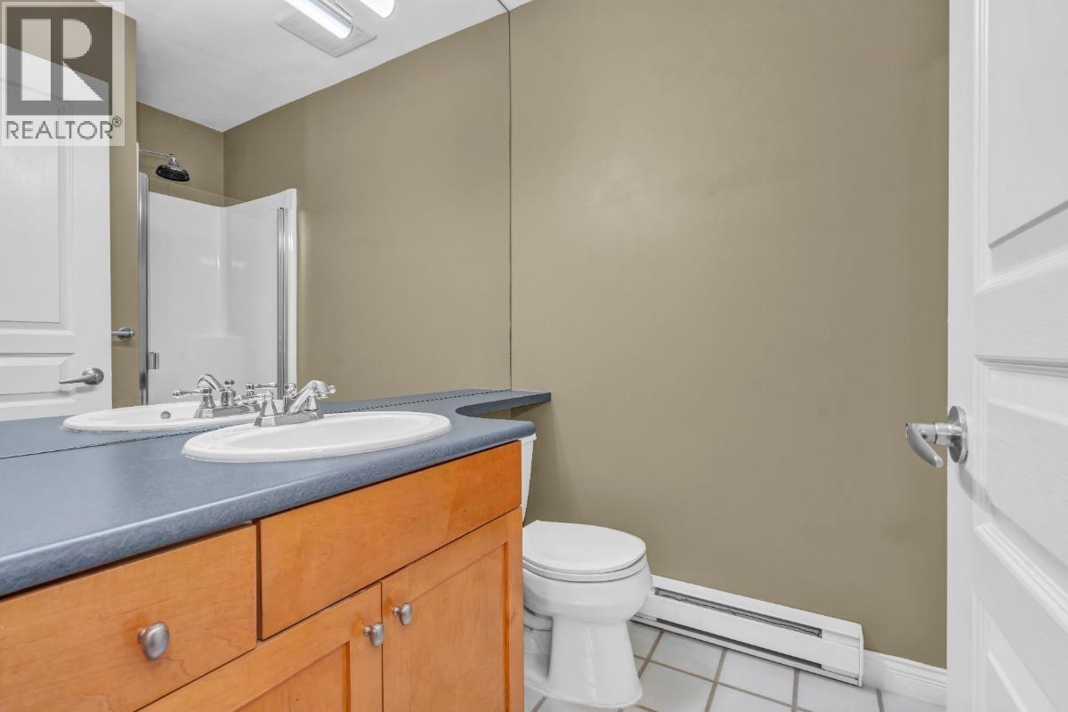 Photo 7 of 2 288 St Davids Avenue, North Vancouver BC