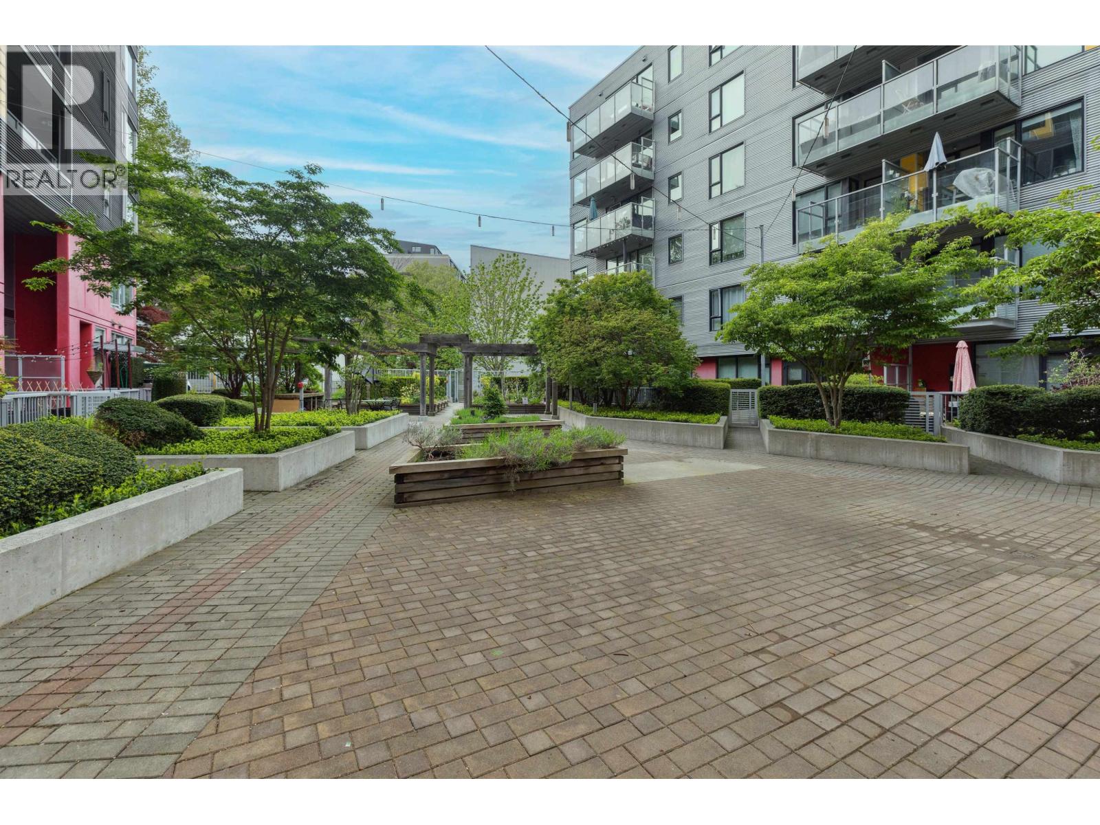 Photo 5 of 605 417 Great Northern Way, Vancouver BC