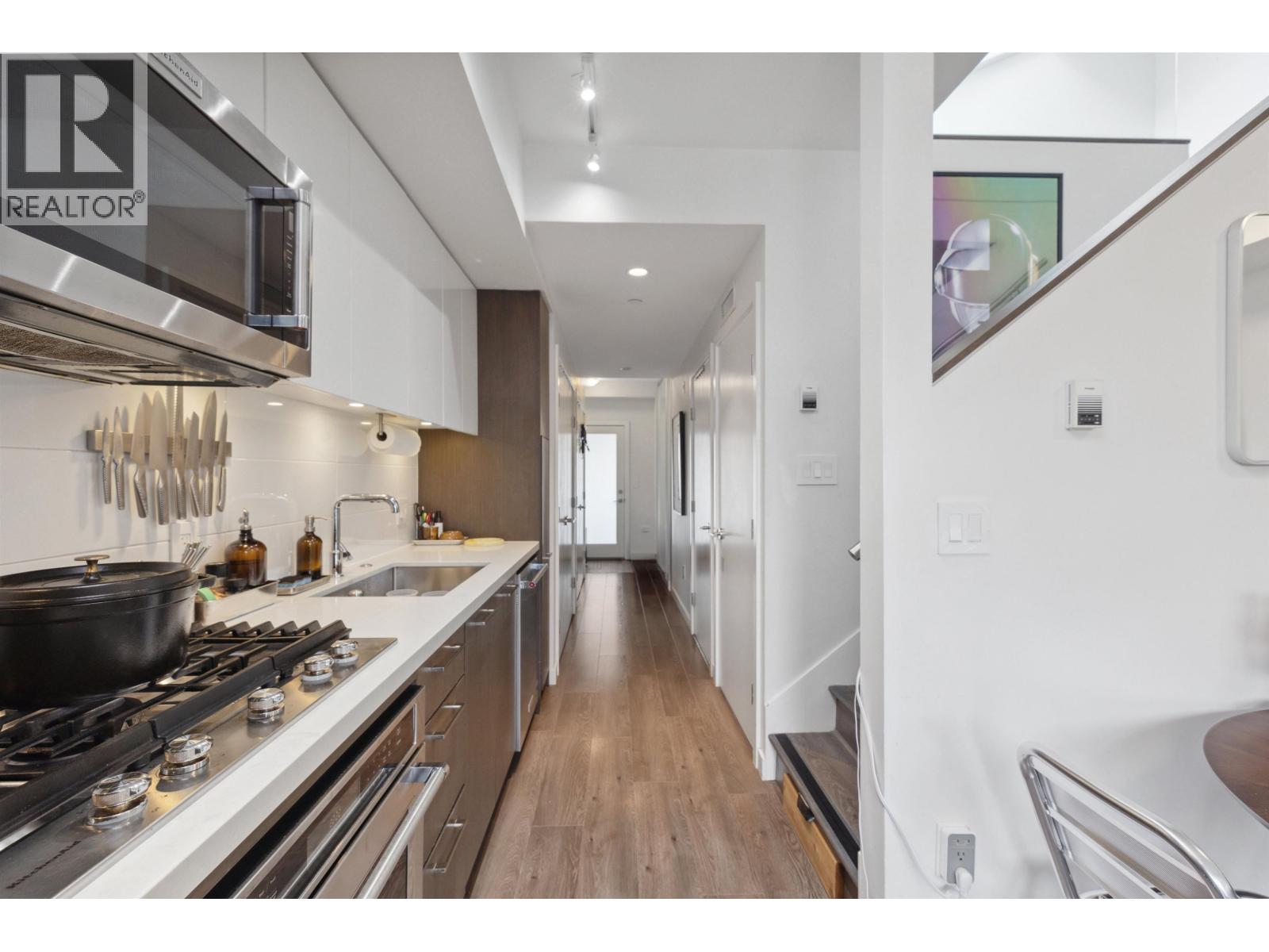 Photo 17 of 605 417 Great Northern Way, Vancouver BC