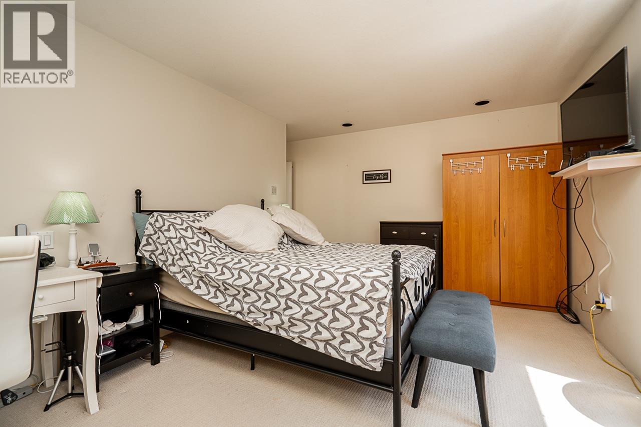 Photo 21 of 12 3228 Raleigh Street, Port Coquitlam BC