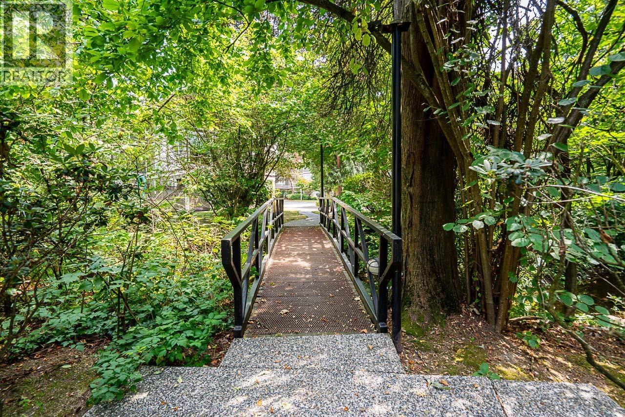 Photo 37 of 12 3228 Raleigh Street, Port Coquitlam BC