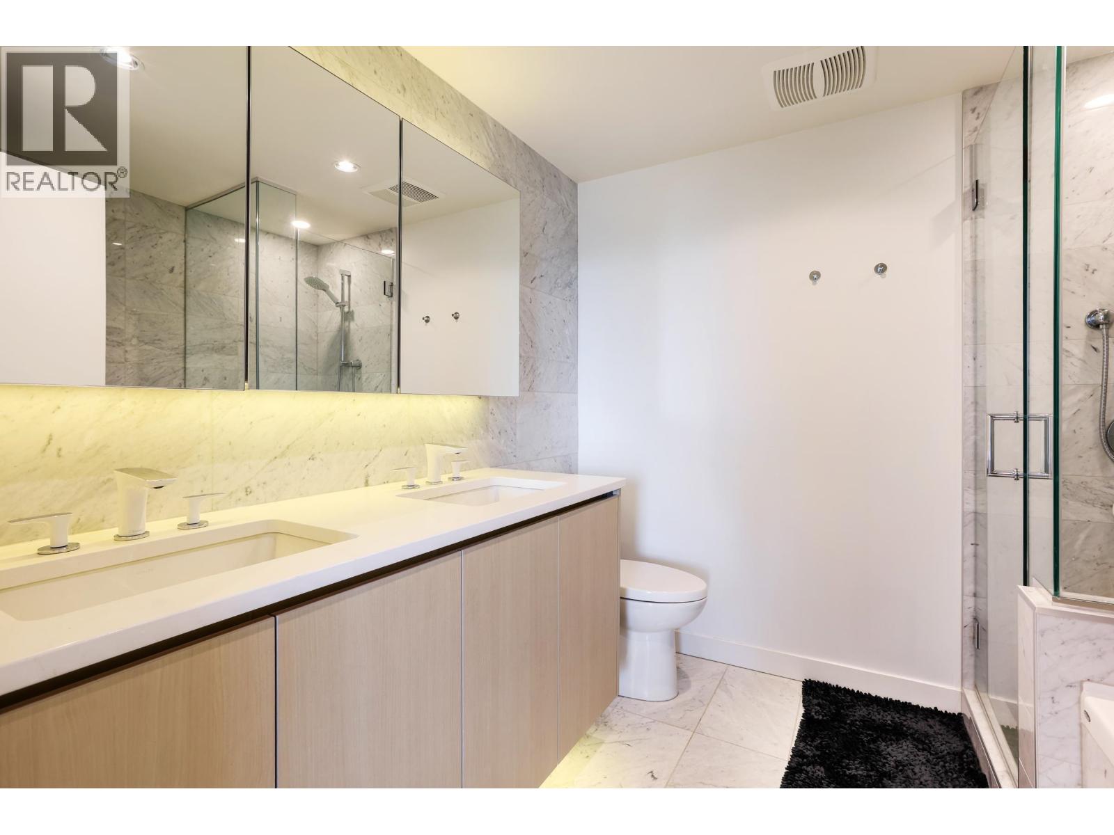 Photo 32 of 2820 89 Nelson Street, Vancouver BC