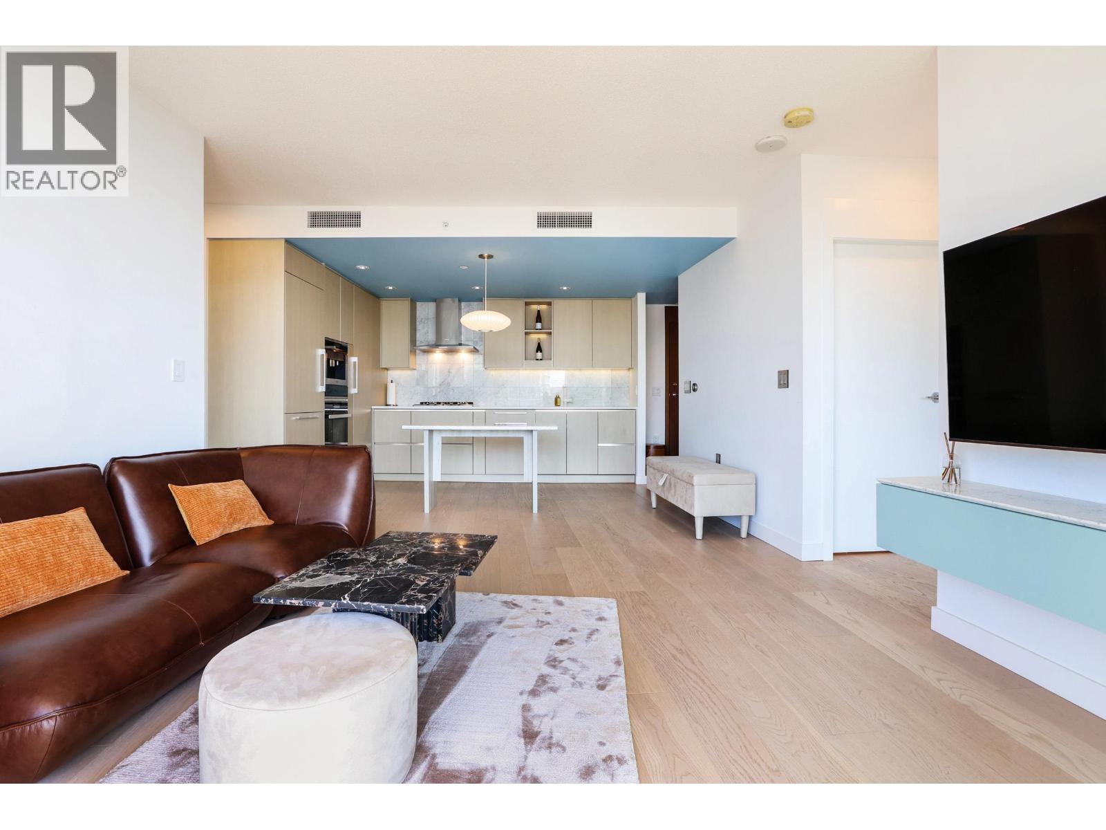 Photo 16 of 2820 89 Nelson Street, Vancouver BC