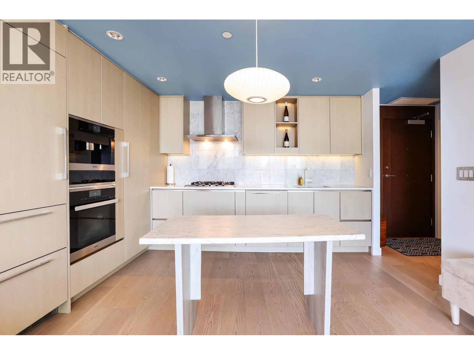 Photo 2 of 2820 89 Nelson Street, Vancouver BC