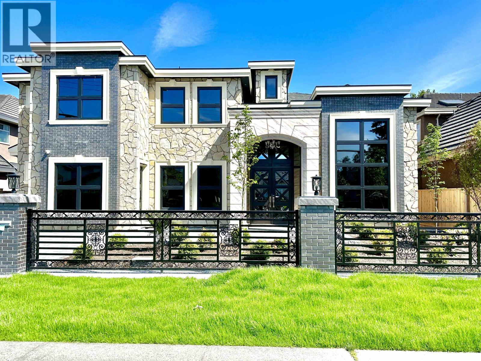 Photo 3 of 9631 Bakerview Drive, Richmond BC