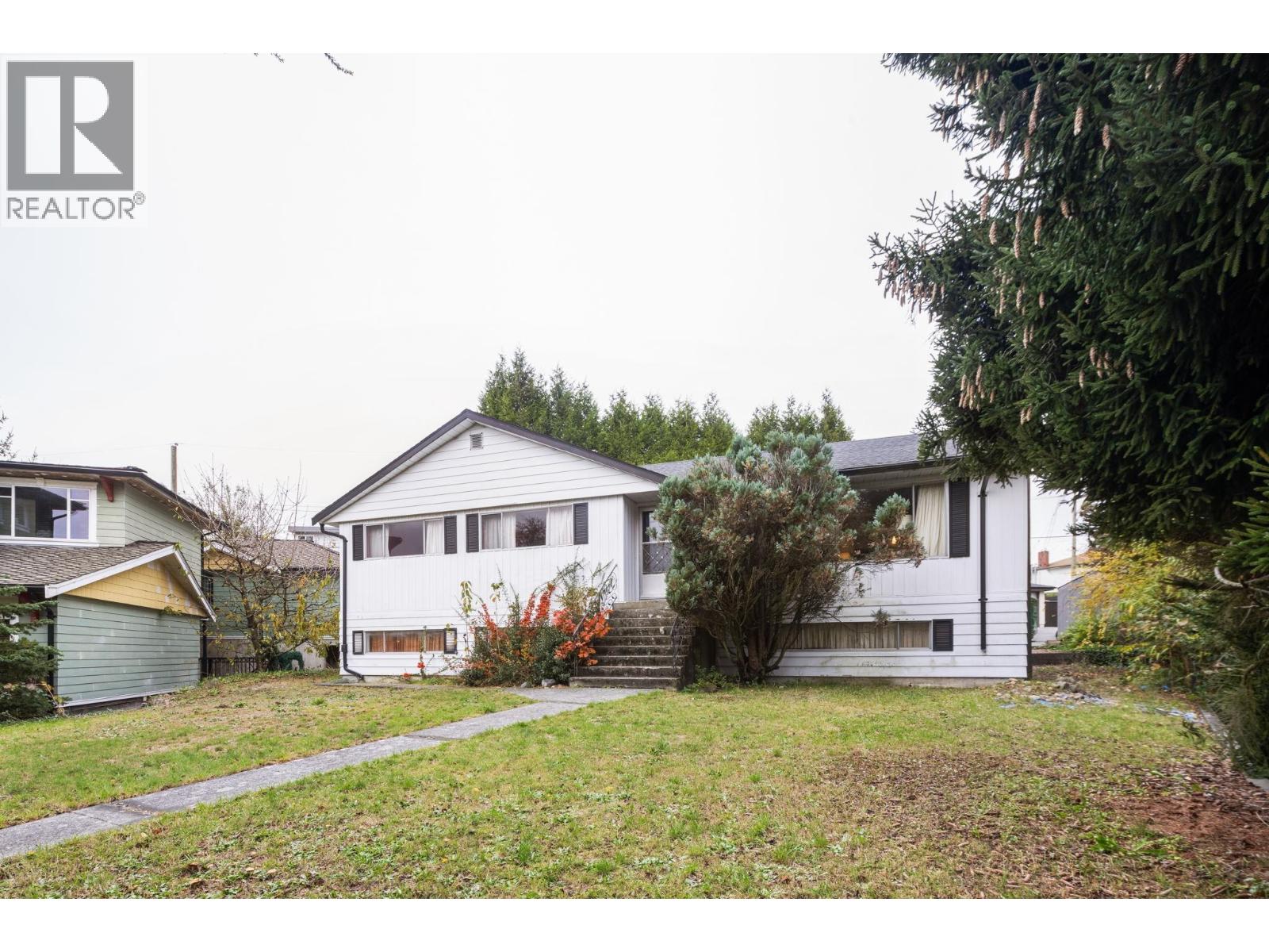 Photo 18 of 2689 Brightwood Place, Vancouver BC