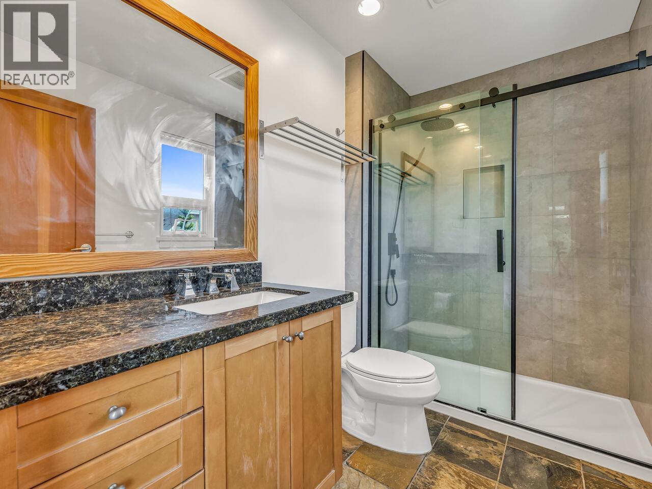 Photo 19 of 241 Furness Street, New Westminster BC