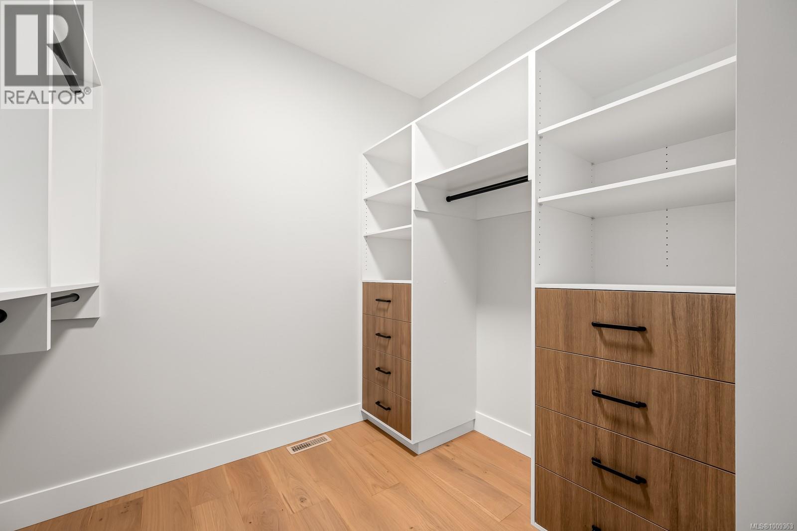 3280 Marygrove Pl, Courtenay