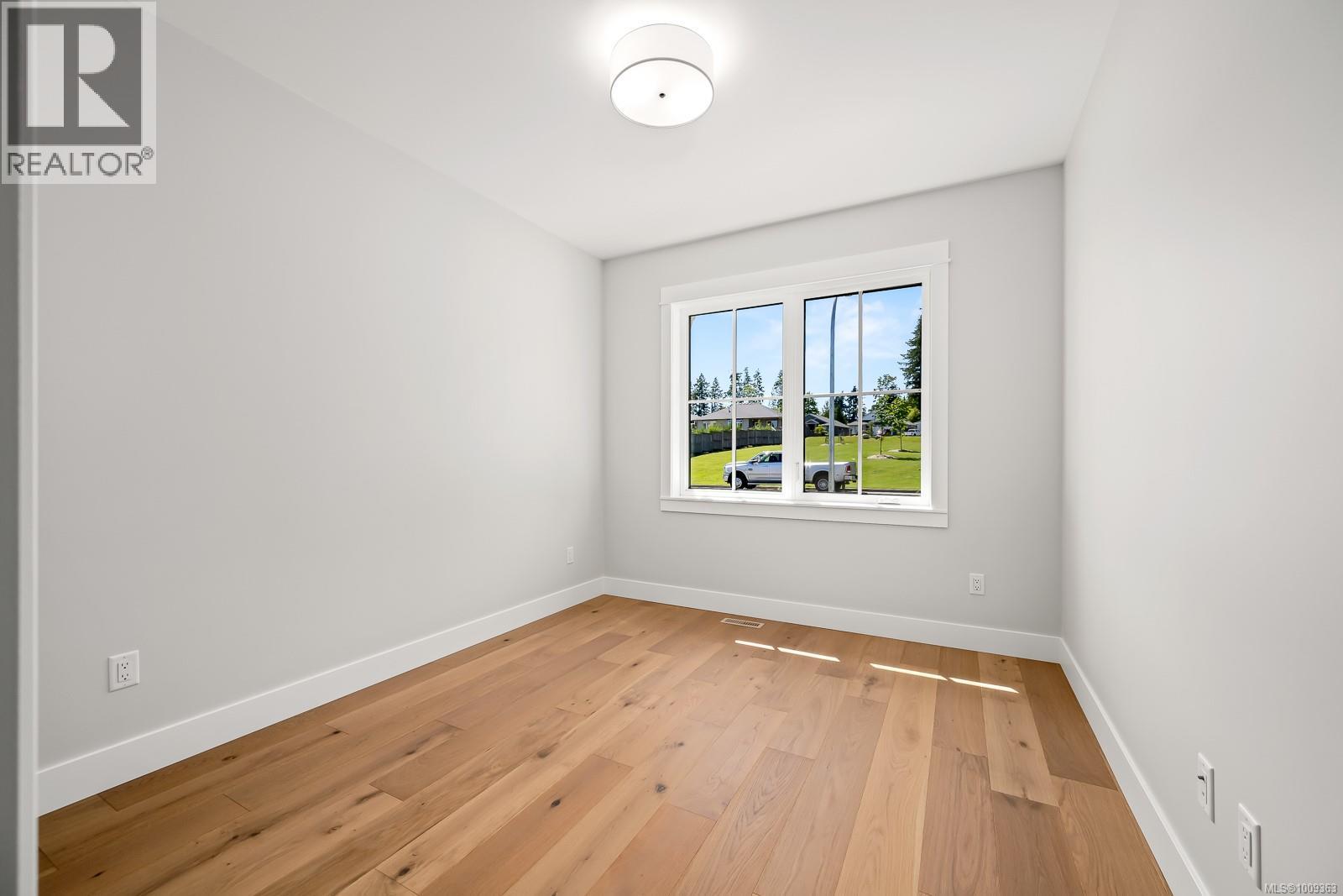 3280 Marygrove Pl, Courtenay