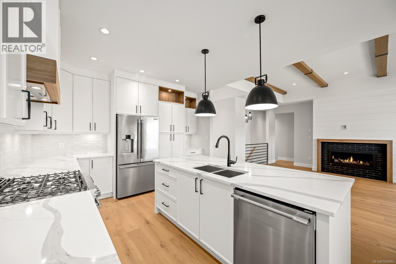 3280 Marygrove Pl, Courtenay