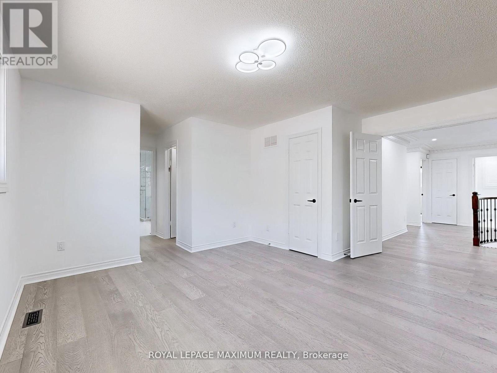 Photo 28 of 22 A Waltham Crescent, Richmond Hill ON