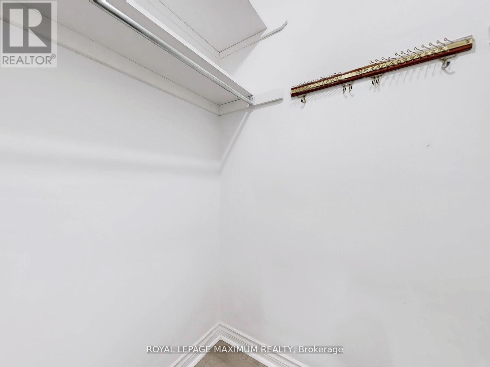 Photo 45 of 22 A Waltham Crescent, Richmond Hill ON