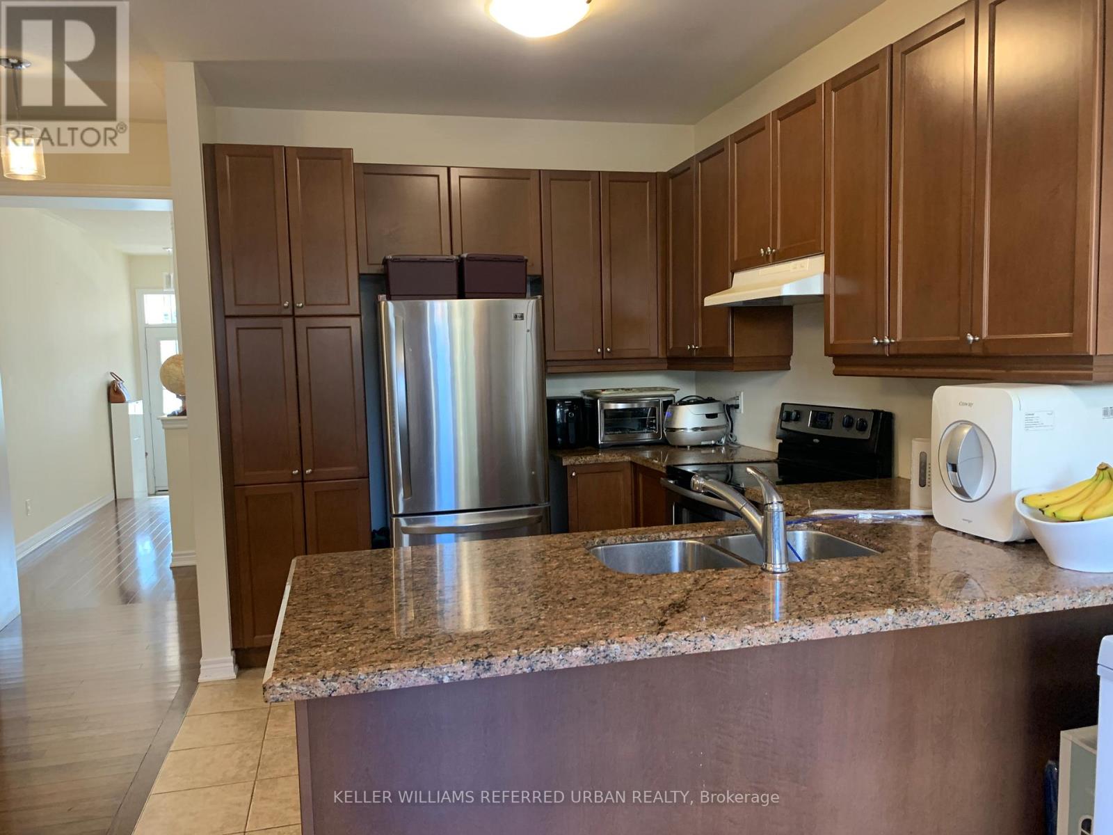 Photo 15 of 22 Pisanelli Avenue, Markham ON
