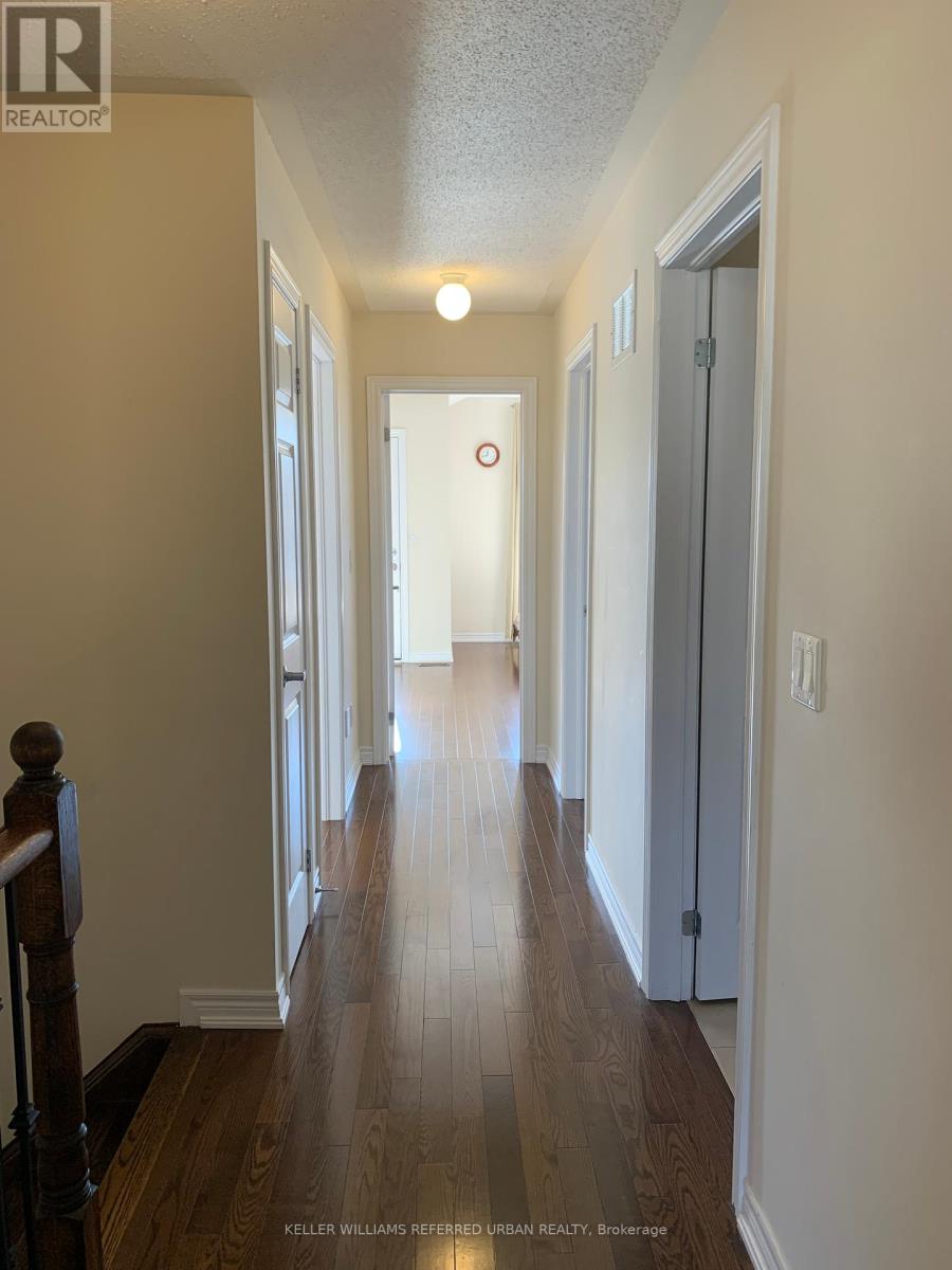 Photo 12 of 22 Pisanelli Avenue, Markham ON