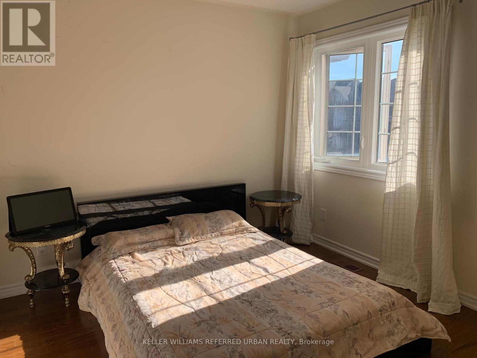 Photo 23 of 22 Pisanelli Avenue, Markham ON
