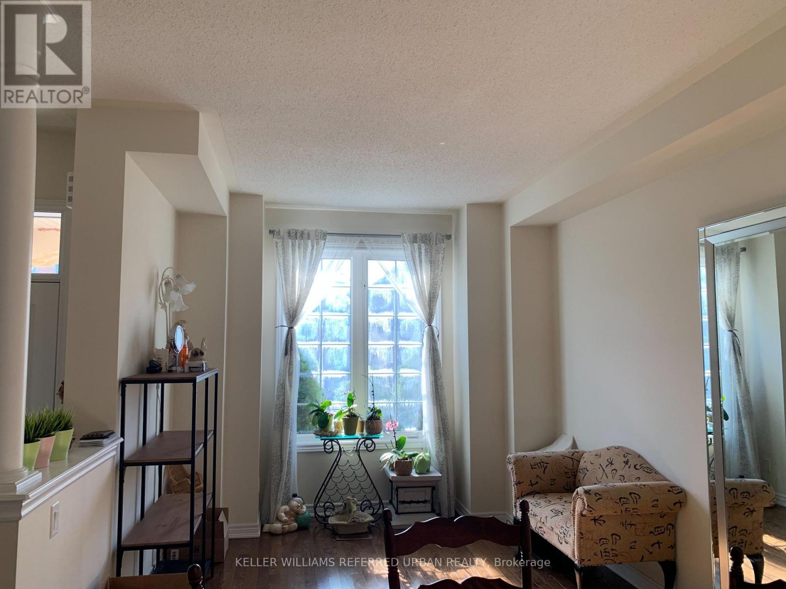 Photo 19 of 22 Pisanelli Avenue, Markham ON
