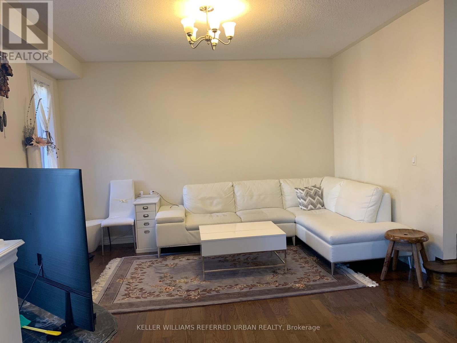 Photo 6 of 22 Pisanelli Avenue, Markham ON