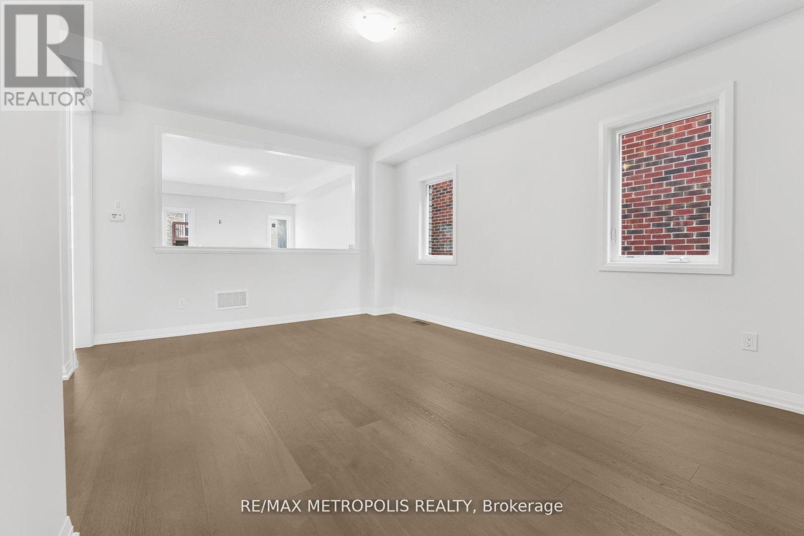 Photo 13 of 1372 Harrington Street, Innisfil ON