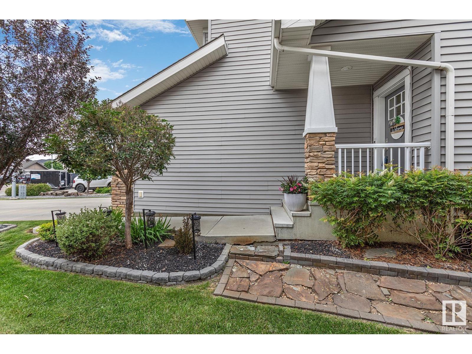 Photo 35 of 16415 138 St Nw, Edmonton AB