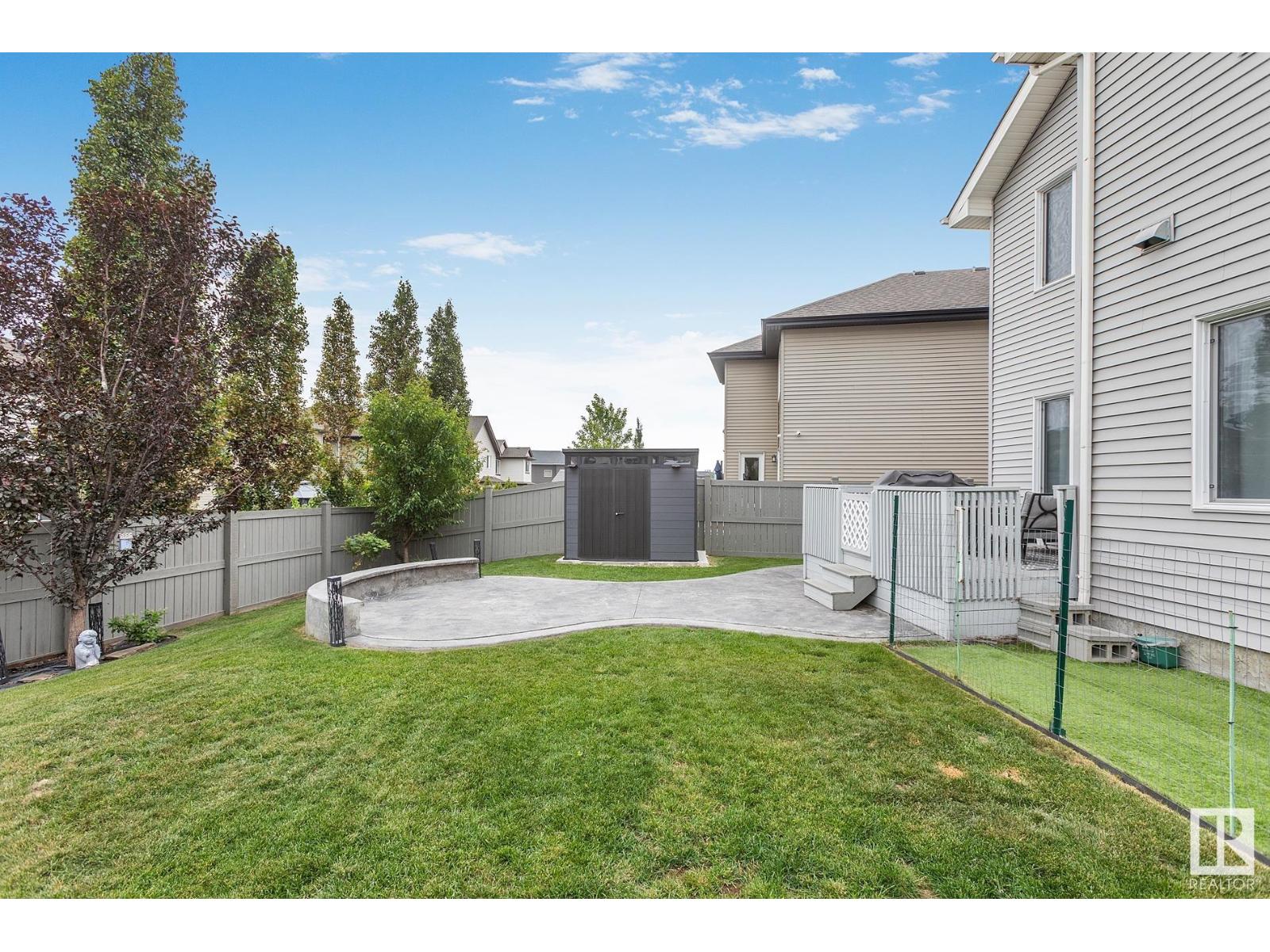 Photo 1 of 16415 138 St Nw, Edmonton AB