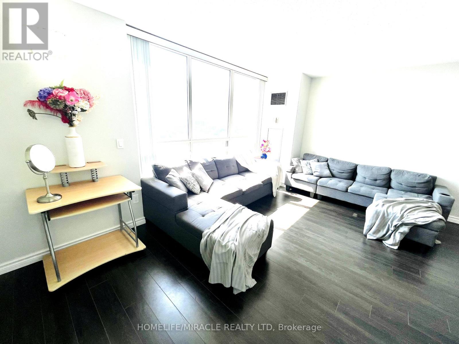 Photo 37 of 1813 5 Greystone Walk Drive, Toronto ON