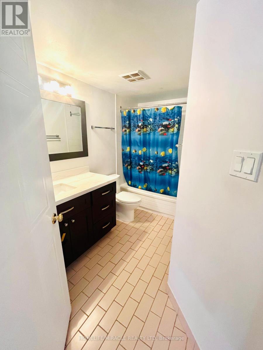 Photo 30 of 1813 5 Greystone Walk Drive, Toronto ON