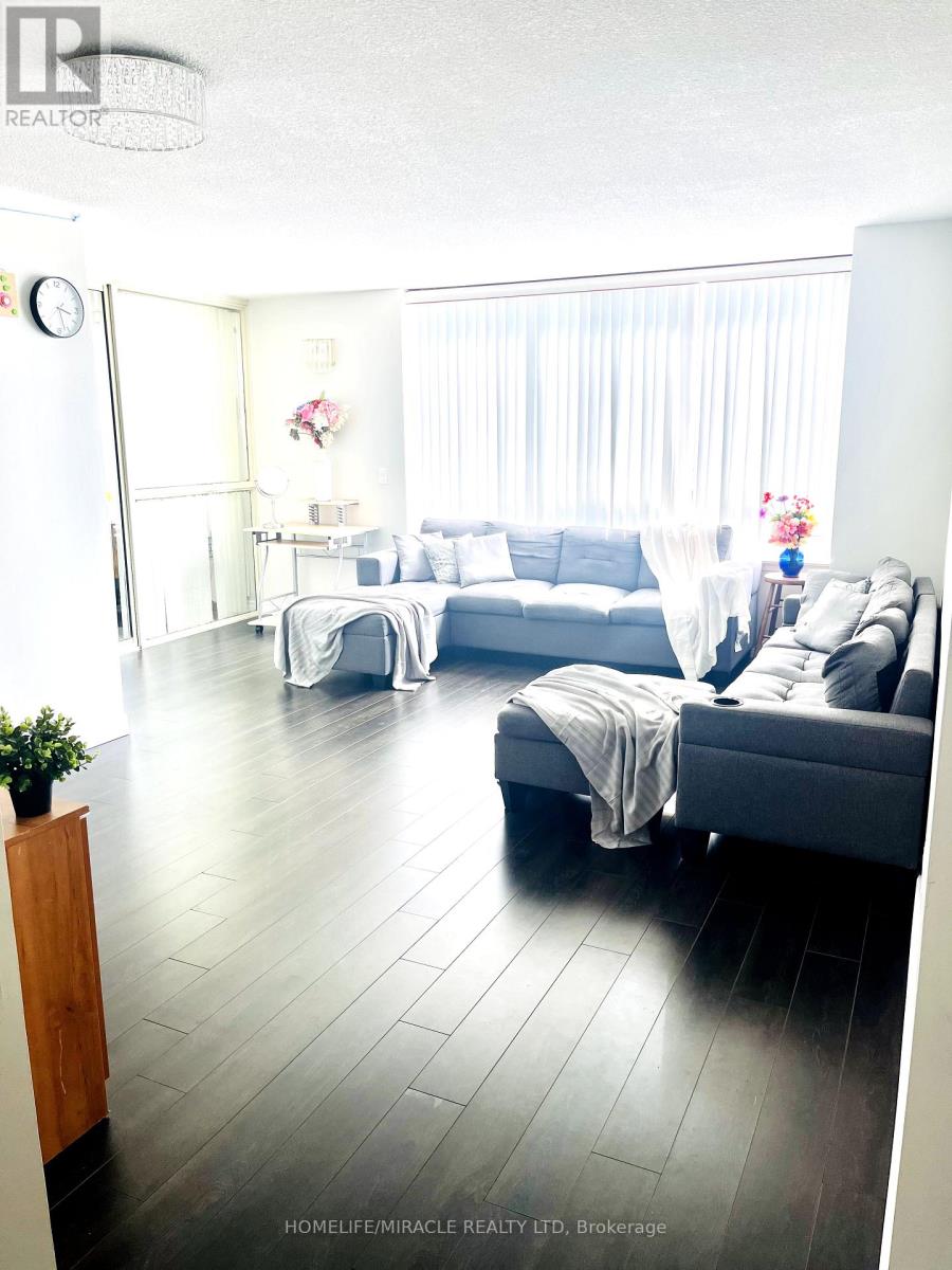 Photo 21 of 1813 5 Greystone Walk Drive, Toronto ON